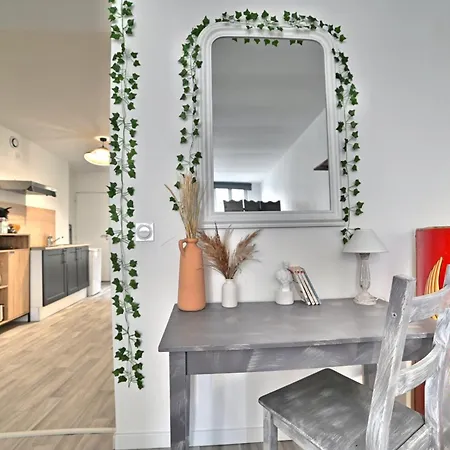 Apartment Ave Cesar - Gallo-romain En Hypercentre, Fibre, Tv 4k Saintes